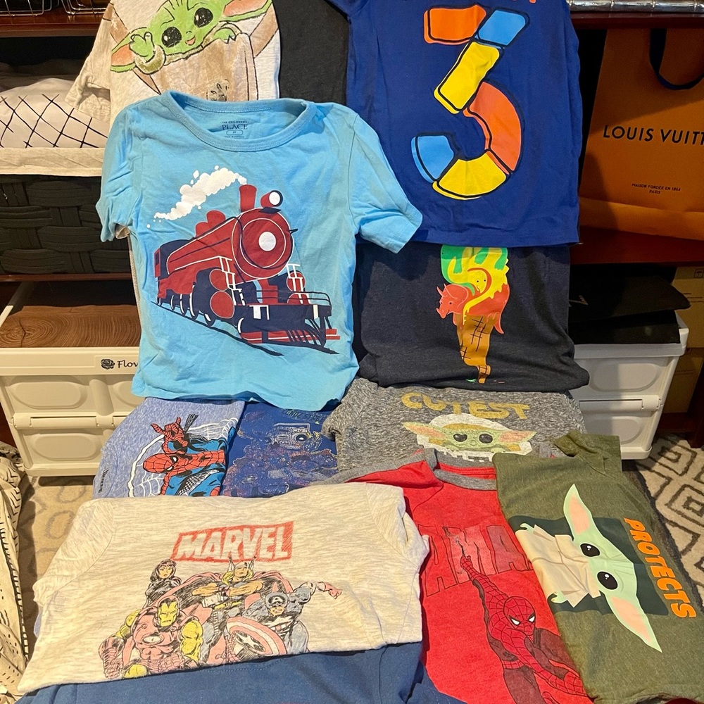 3T HAUL- 14 shirts and 8 shorts